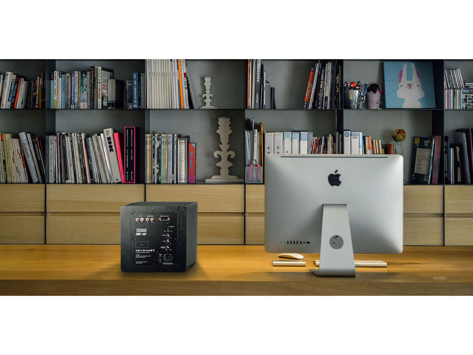 VELODYNE Deep Blue 8 Black lifestyle