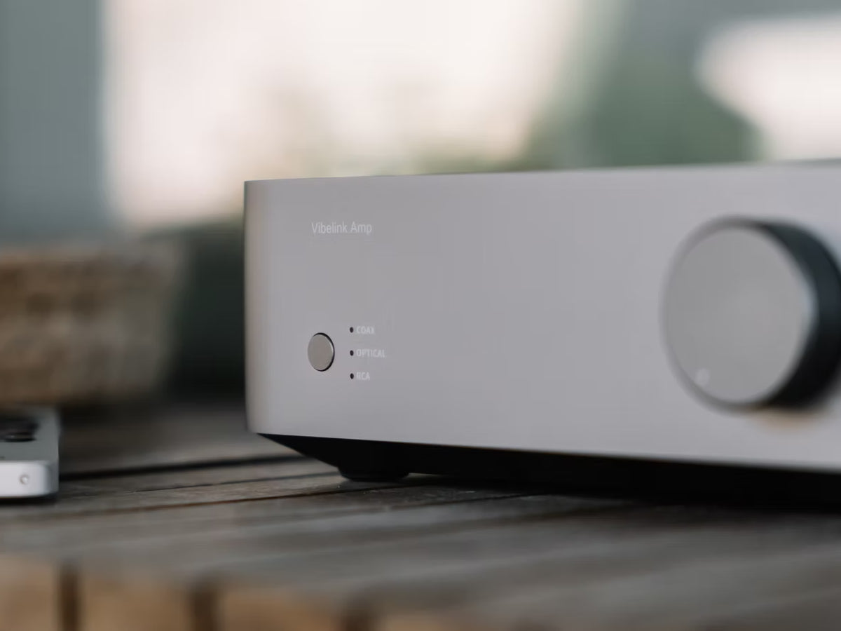 Wiim Vibelink Amp Silver lifestyle